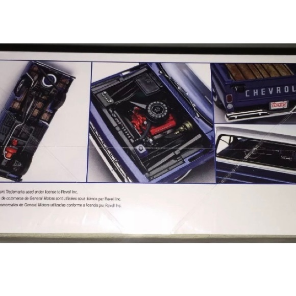 NWT Revell '66 Chevy Fleetside Pickup 1:25 Scale Plastic Model Kit - Picture 11 of 12